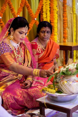 PIKHOLA Gallery Photo