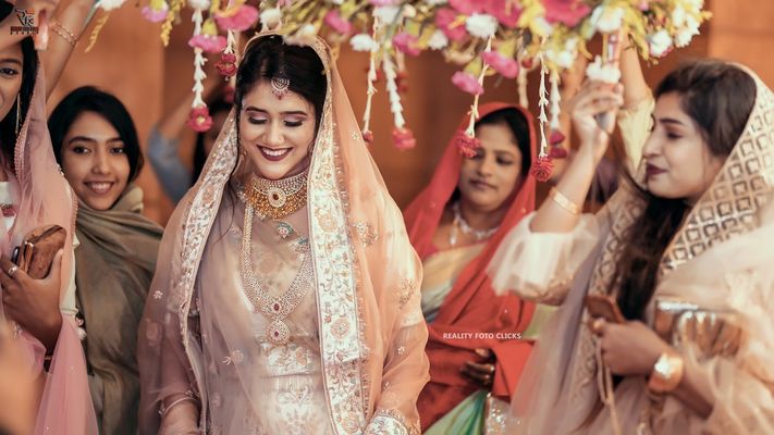 Reality Foto Clicks Gallery Photo